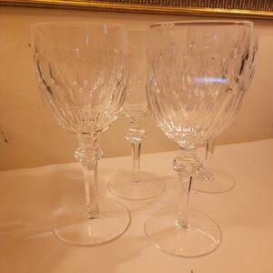 Crystal Clear Wine Glass Set